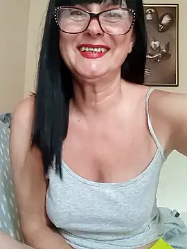 Snapshot of AliceSwan57 chatting on 12, 6, 2026 AliceSwan57 online show from 12, 6, 2026