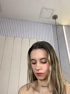 Snapshot of JuliaColemann chatting on 11, 2, 2026 JuliaColemann online show from 11, 2, 2026