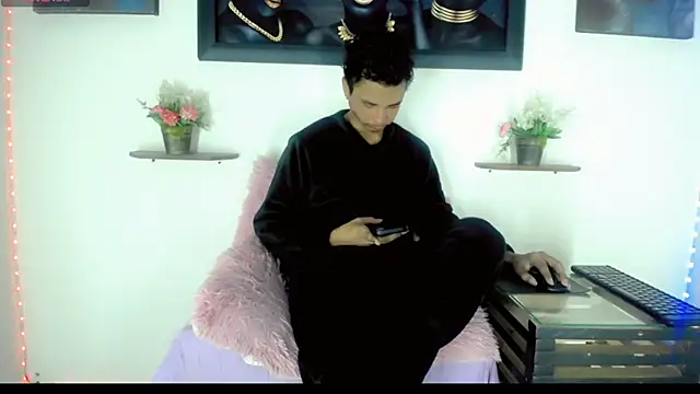 Tatoo Noah online show from 23, 2, 2026