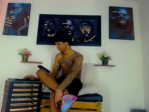 Tatoo Noah online show from 25, 3, 2026