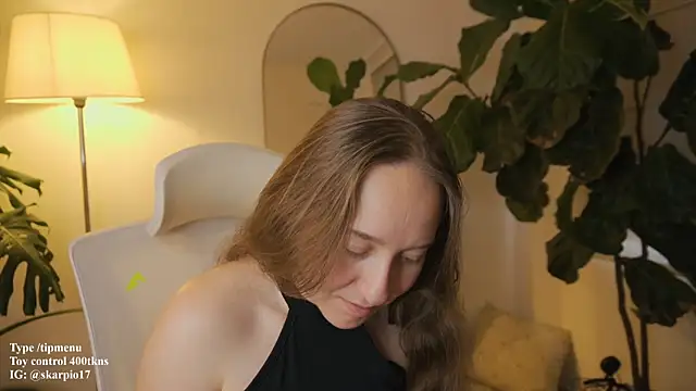 Scarlett NoirMuse online show from 20, 2, 2026