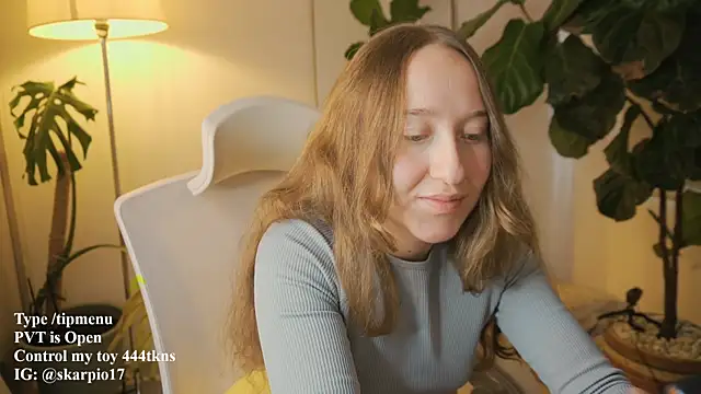 Scarlett NoirMuse online show from 30, 3, 2026