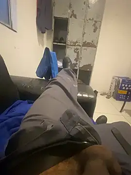 Snapshot of hudson19cm chatting on 1, 2, 2026 hudson19cm online show from 1, 2, 2026