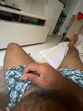 Snapshot of hudson19cm chatting on 5, 2, 2026 hudson19cm online show from 5, 2, 2026