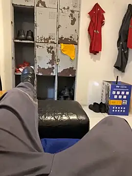 Snapshot of hudson19cm chatting on 27, 2, 2026 hudson19cm online show from 27, 2, 2026