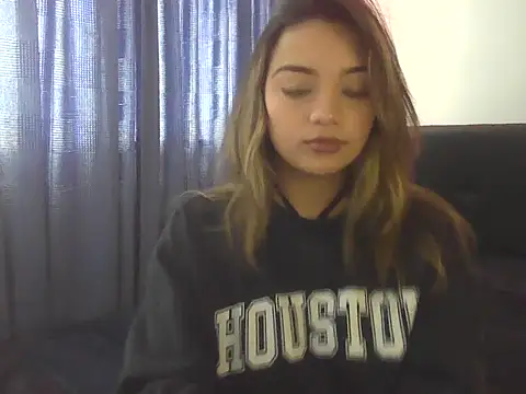 Snapshot of Itsgabyx chatting on 12, 2, 2026 Itsgabyx online show from 12, 2, 2026