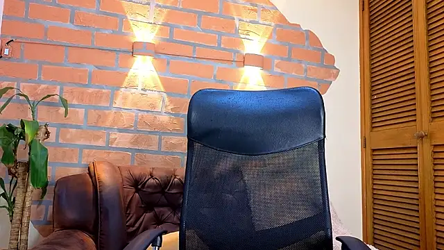 Snapshot of mister_eithan chatting on 21, 2, 2026 mister eithan online show from 21, 2, 2026