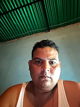 Snapshot of THONETE chatting on 28, 4, 2026 THONETE online show from 28, 4, 2026
