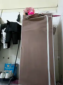 Pinks cool online show from 12, 3, 2026