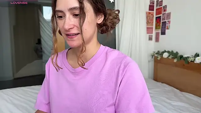 Snapshot of cutiemari chatting on 18, 7, 2026 cutiemari online show from 18, 7, 2026