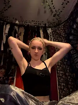Snapshot of bambibabyy chatting on 18, 1, 2026 bambibabyy online show from 18, 1, 2026