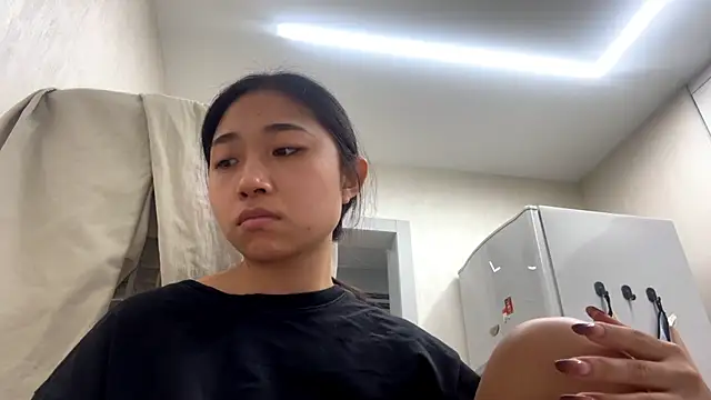 Snapshot of SweetMiaXO chatting on 2, 2, 2026 SweetMiaXO online show from 2, 2, 2026