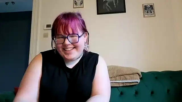 Snapshot of ProfaneHekate chatting on 1, 2, 2026 ProfaneHekate online show from 1, 2, 2026