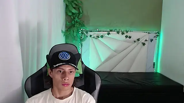 Snapshot of Didi_hard chatting on 26, 3, 2026 Didi hard online show from 26, 3, 2026