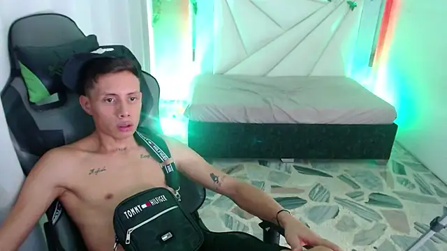 Snapshot of Didi_hard chatting on 4, 4, 2026 Didi hard online show from 4, 4, 2026