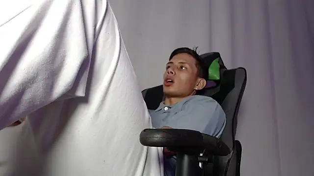 Snapshot of Didi_hard chatting on 11, 4, 2026 Didi hard online show from 11, 4, 2026