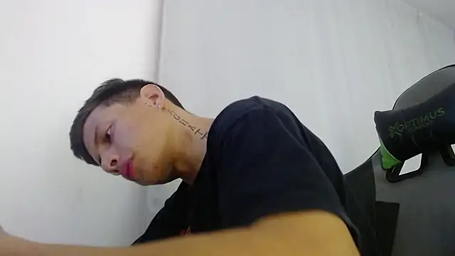 Snapshot of Didi_hard chatting on 16, 4, 2026 Didi hard online show from 16, 4, 2026