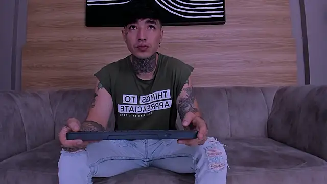 Evan hott online show from 19, 1, 2026