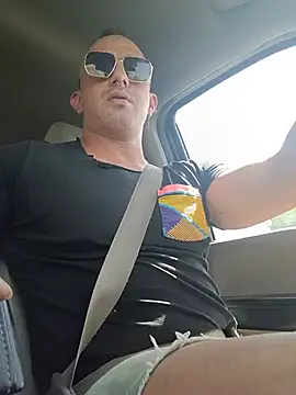 Snapshot of daddydonkey84 chatting on 4, 7, 2026 daddydonkey84 online show from 4, 7, 2026