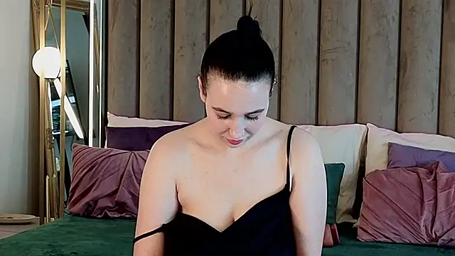 MavisReeve online show from 16, 4, 2026