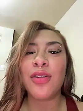 SOPHIIE LUX  online show from 27, 3, 2026