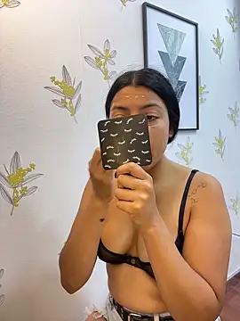 Laia white online show from 18, 3, 2026