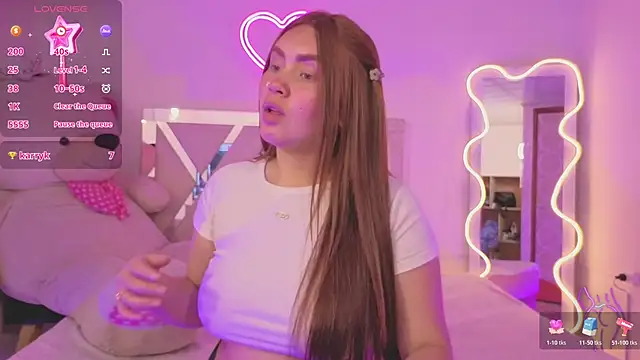 Snapshot of SABRIINA_TAY chatting on 18, 2, 2026 SABRIINA TAY online show from 18, 2, 2026