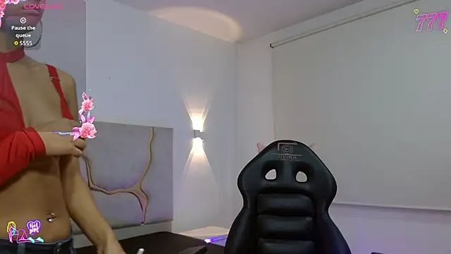 Snapshot of TINY_TAY chatting on 2, 3, 2026 TINY TAY online show from 2, 3, 2026