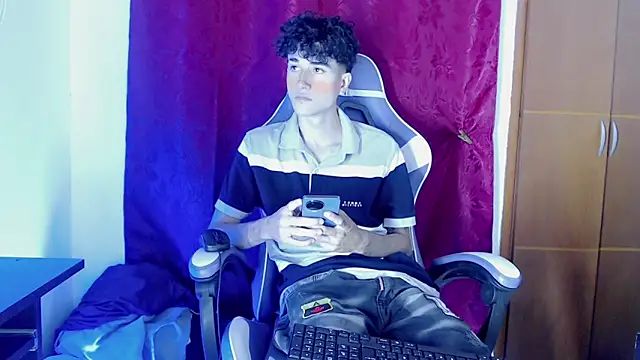 Snapshot of Johnny_cagee_ chatting on 22, 2, 2026 Johnny cagee online show from 22, 2, 2026