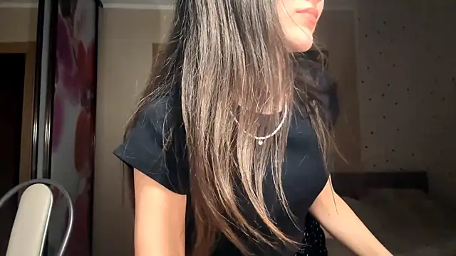 Kiaicatie online show from 4, 2, 2026