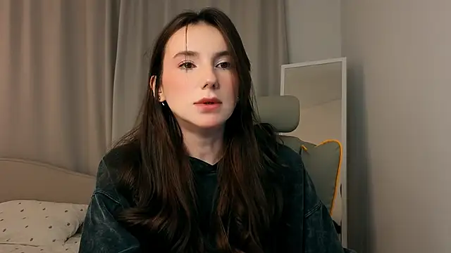 ssandralovin online show from 9, 4, 2026