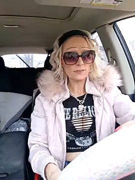 Snapshot of BeautifulFire23 chatting on 7, 4, 2026 BeautifulFire23 online show from 7, 4, 2026