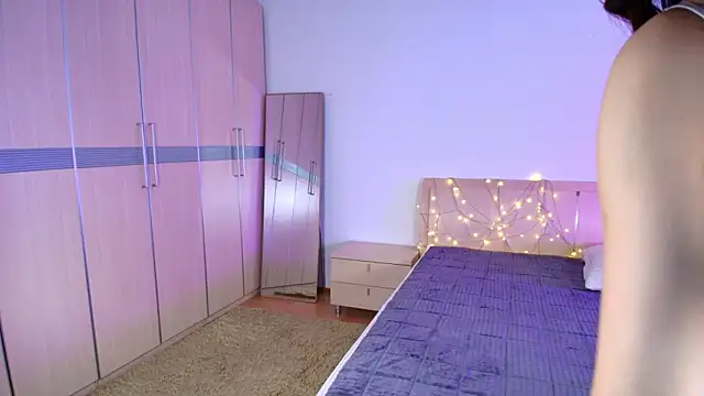 laumalove online show from 18, 3, 2026