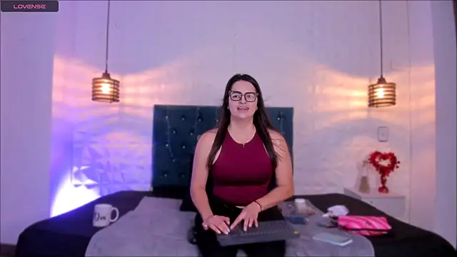 Snapshot of samantha_foxyy chatting on 6, 2, 2026 samantha foxyy online show from 6, 2, 2026