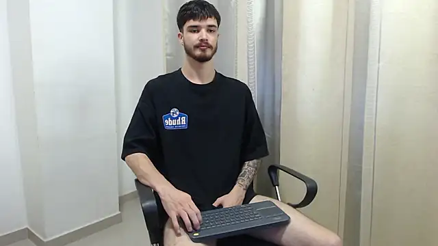 Snapshot of joseh0se chatting on 3, 2, 2026 joseh0se online show from 3, 2, 2026