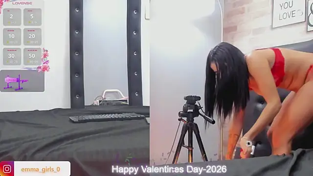 Snapshot of emmagirl0 chatting on 14, 2, 2026 emmagirl0 online show from 14, 2, 2026