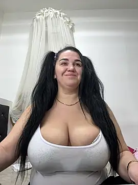 VickyVice online show from 2, 2, 2026
