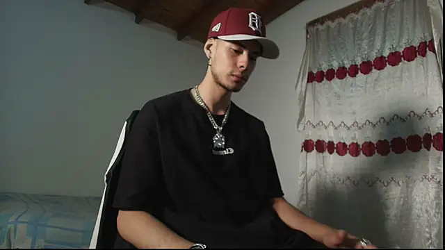 Snapshot of Vlad__night chatting on 3, 5, 2026 Vlad night online show from 3, 5, 2026