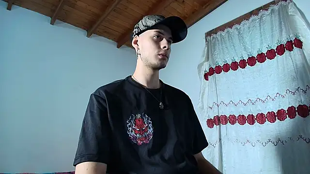 Snapshot of Vlad__night chatting on 16, 5, 2026 Vlad night online show from 16, 5, 2026
