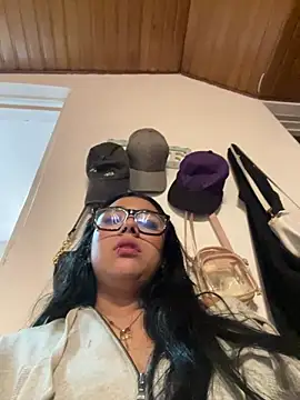 Violetta pinkk1 online show from 28, 2, 2026