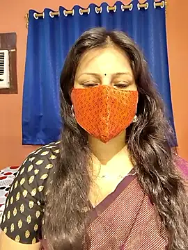 Snapshot of noty_girl2 chatting on 2, 4, 2026 noty girl2 online show from 2, 4, 2026