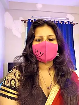 Snapshot of noty_girl2 chatting on 6, 4, 2026 noty girl2 online show from 6, 4, 2026