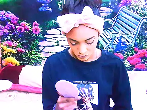 IndianPretty14u2Luv online show from 5, 5, 2026