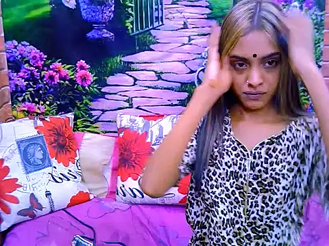 Snapshot of IndianPretty14u2Luv chatting on 13, 7, 2026 IndianPretty14u2Luv online show from 13, 7, 2026
