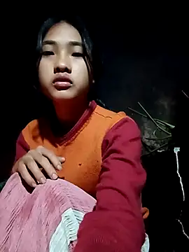 Snapshot of Hoa-tuylip chatting on 24, 2, 2026 Hoa-tuylip online show from 24, 2, 2026