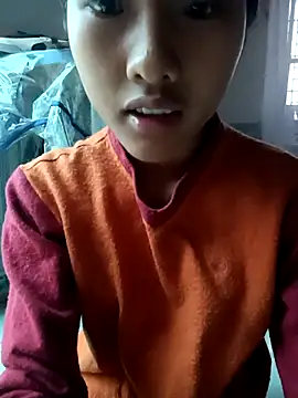 Snapshot of Hoa-tuylip chatting on 25, 4, 2026 Hoa-tuylip online show from 25, 4, 2026
