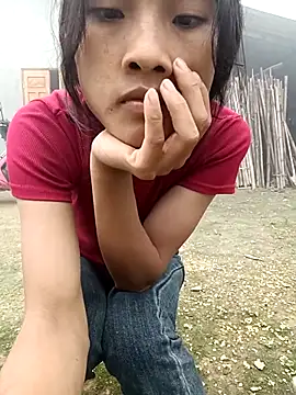 Snapshot of Hoa-tuylip chatting on 28, 4, 2026 Hoa-tuylip online show from 28, 4, 2026