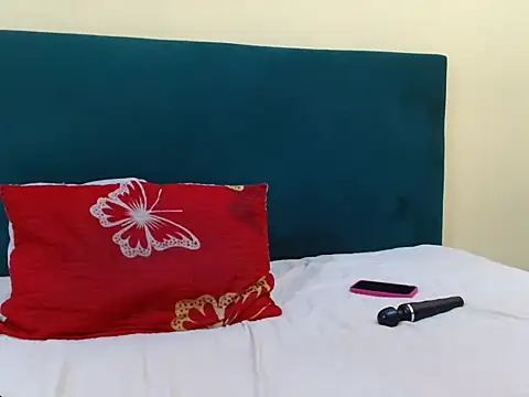 FreakyMelanin18 online show from 12, 2, 2026