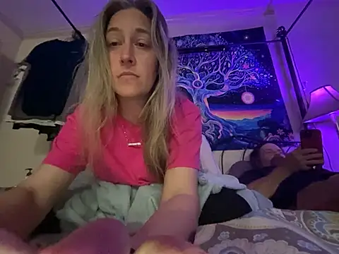 Sunflower0025 online show from 6, 5, 2026