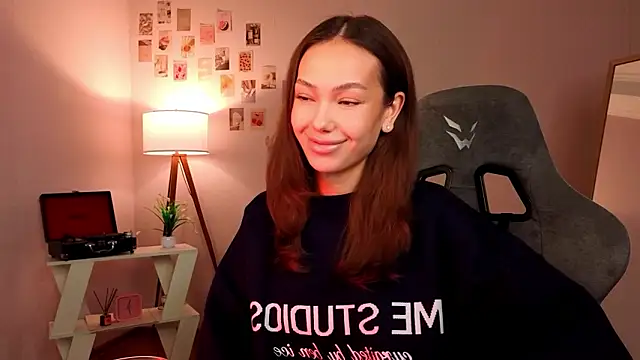 Snapshot of nexorine chatting on 4, 2, 2026 nexorine online show from 4, 2, 2026